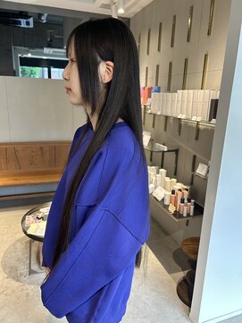 ミリ(milli Produce by ITAKURA) 顔周り姫レイヤー