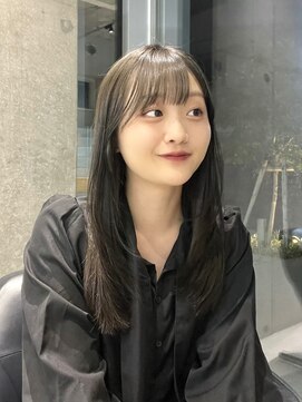 カケル(×.) オリーブグレージュ × レイヤーカット