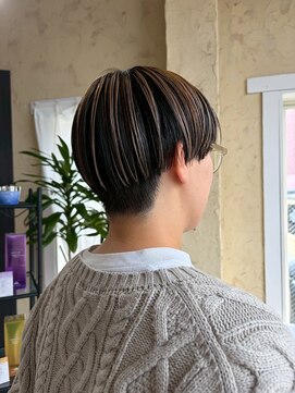 バルス(BLS) ハイライトカラー大人ショートボブ20代30代40代藤枝静岡