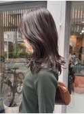 ベージュカラーミディアムレイヤーレイヤーカット