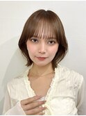 Yハッシュカットシースルーバングボブミディアムミルクベージュ