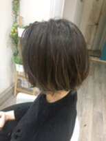 エルデ ナインズ ヘアー スタンド 川口店(elde 9's HAIR STAND) 大人かわいいグレージュひし形シルエットエアリーボブ