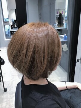 エターナル リアン スプレッド(ETERNAL LIEN SPREAD) エアリー束感ショートボブ