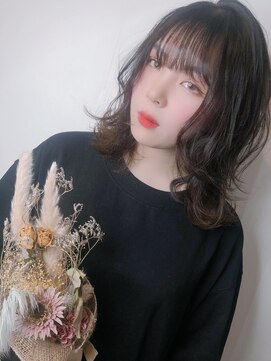 シーデン(C-den) 大人気！ふんわり大人ウルフ×レイヤーカット×シースルーバング