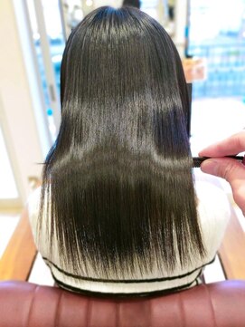 クアトログランシュ ひたちなか店(QUATRO×GranCieux) 髪質改善ストレートBefore/After【ひたちなか/髪質改善】