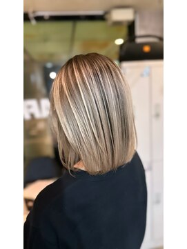 ラフ(LAFF) #ショコラアッシュ#ヘルシースタイル#ふんわりカール