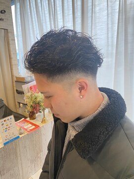 イースタイル 志都呂店(e-style com’s hair) メンズ フェード 極道パーマ #恒吉