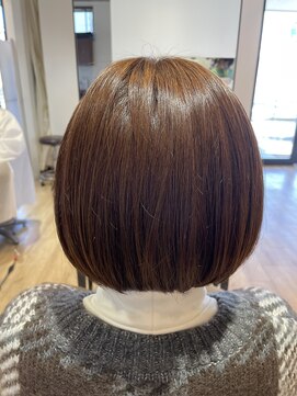 サラ(sarah) ミニボブ/ベージュカラー