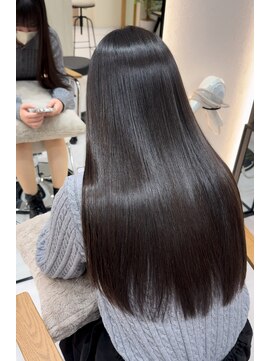 ジーナ 博多筑紫口(Zina) レイヤーロング暗めカラー