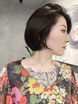 ブルックス ハイライト 大人ボブ  レイヤーボブ アッシュベージュ ショート