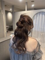 サリーワンフォーワン(Sally 141)&nbsp;カチモリハーフアップ