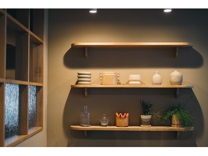 シロ 甲東園店(SHIRO)の写真