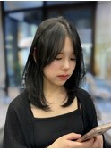 グレーブラック　ハッシュカット　顔周りカット　レイヤーカット