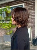 くびれヘアウェット質感のゆるカールボブ