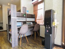 サンヘアー(SUN HAIR)の雰囲気(漫画充実!待ち時間も安心の半個室◎お子様連れも大歓迎♪)