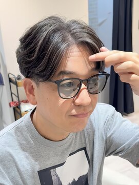 バース 梅田中崎町店(BIRTH) 50代40代白髪ぼかしシルバーメッシュバレイヤージュ