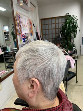 サロン ド シルク 30代40代50代ショートボブショートカットウルフレイヤー