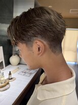 ウォルト(walt) 栄 メンズ 透明感アッシュベージュ ミドルフェード