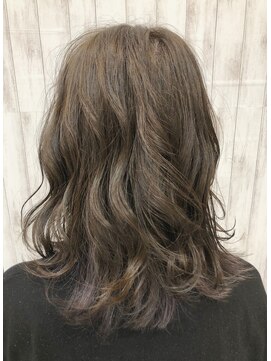 カイノ イオンモール草津店(KAINO) フォギーアッシュ