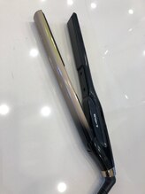 ビュウザーストレートアイロン　ストレート施術にはアイロンも大事こだわりのアイロンでツヤを！