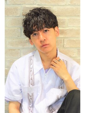 美容室ピュール(PUUR) スパイラルパーマ×マッシュ/ツイストスパイラル/くせ毛風パーマ