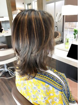 エノモト(ENOMOTO) くびれウルフヘア＆ハイライト大人かわいい小顔美シルエット