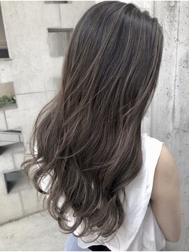 リバレッジ 広尾(Leverage) 大人のナチュラルハイライト