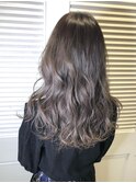 新宿 20代30代40代 グレーベージュ ロングレイヤー 大人可愛い