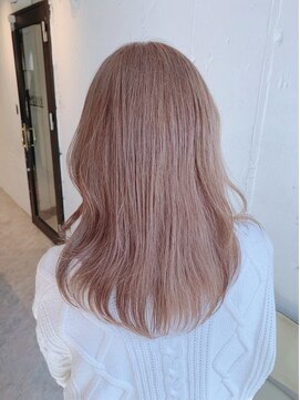 エイト新宿店(EIGHT shinjuku) ミルクティーベージュ