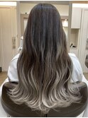 黒髪/グレーベージュ/レイヤーロング/前髪パーマ 