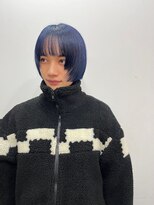 ブラウンズズシ(BROWNS Zushi)&nbsp;青髪ミニボブヘア