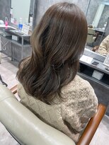 フォンド 津田沼(fond.)&nbsp;黒髪/グレーベージュ/レイヤーロング/前髪パーマ/津田沼
