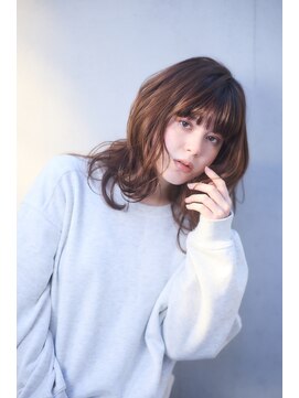 スタジオテオ(studio Teo) アッシュブラウンフェミニンパーマミディ