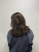 アイナ(AINA)&nbsp;白髪ぼかしハイライトカラー