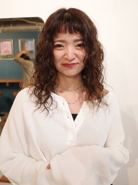 ヨー(Yoh-) 【ウェーブパーマ/中里千尋】ロングパーマ/ハードパーマ/パーマ