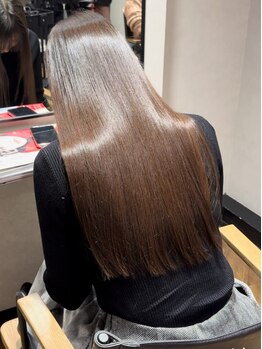 ハイル(KHAIR)の写真/【乾燥によるお悩み解決】気になるくせ毛やうねりを抑える縮毛矯正でナチュラルなゆるストレートへ！