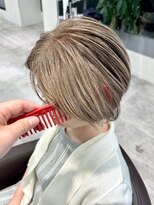 ジービージー(GBG)&nbsp;くびれショートボブ40代50代グレイカラー白髪染め白髪ぼかし