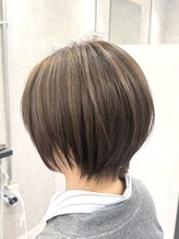 ヘアサロン ドットプラス 町田店(dot. plus)&nbsp;小顔ショート×ナチュラルハイライト【フジタアヤコ】