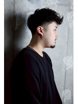 チルチェア 横浜(CHILL CHAIR)&nbsp;スペインカール×テーパーフェード <横浜/バーバー/床屋/理容室>