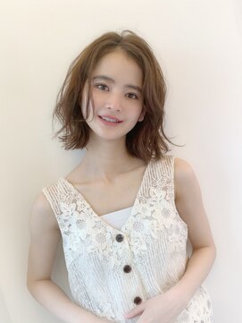 シータ(sheta) 【sheta/AI】ナチュラル ウェーブ 大人ボブ 小顔