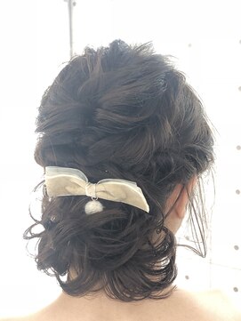 ヘアープロデュース マギカコレクション(magica collection) ボブスタイルからのヘアーアレンジです。