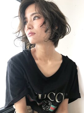 アルバム 銀座(ALBUM GINZA) ふわくしゃボブ_外ハネボブアッシュブラウンネオウルフ_67076