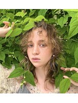 オンザ(ONTHE)&nbsp;『フワッとセミロングウルフウルフ』