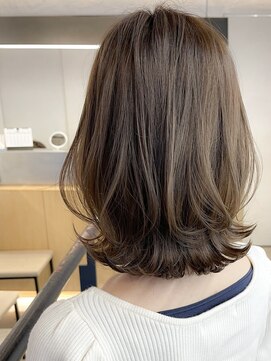 ウェイズ トウキョウ(Ways TOKYO) 思わず触れたくなるキャメルベージュ