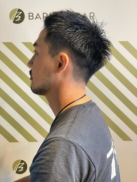 バーバーバー アカバネ(BARBER-BAR AKABANE) 大人の刈り上げスタイル【BARBER-BAR】