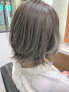 エニ(Eni) モテウルフスタイル