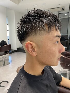 カルロイースタイル(CARLO e-style) スキンフェード