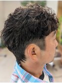 メンズのツーブロックパーマスタイル