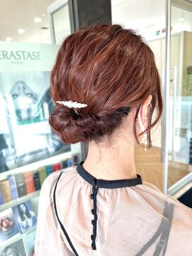 コワファースト させぼ五番街店(COIFF1RST) ゆるふわシニヨンアレンジ☆