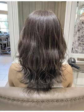 ティエル(TieLu) ゆるふわ×シアグレージュ